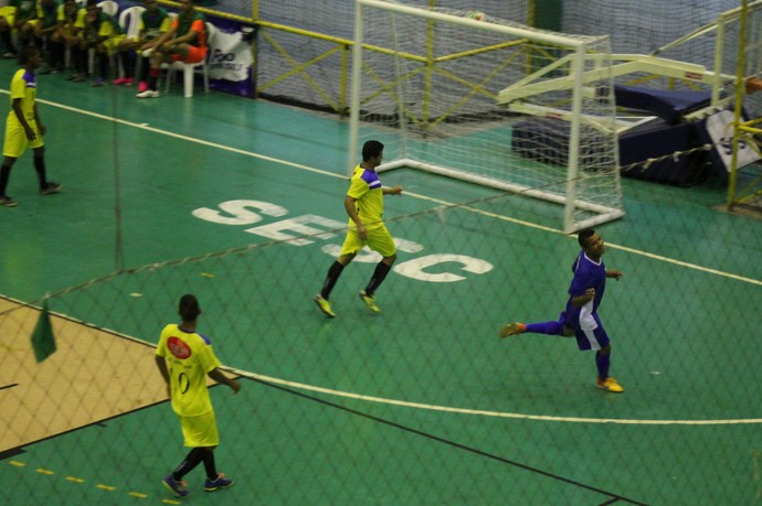 Carneiro x Orocó, Copa TV Grande Rio de Futsal  (Foto: Magda Lomeu)