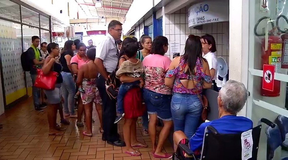 Horário estendido para emissão de documento pretende diminuir filas nas Centrais de Natal (Foto: Reprodução/Inter TV Cabugi )