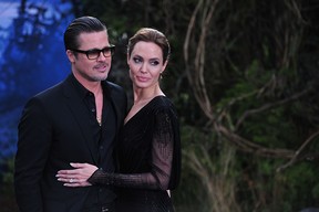 Galeria Namorados - Angelina Jolie e Brad Pitt (Foto: Agência AFP)