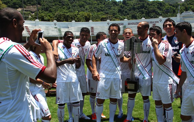 fluminense campeão brasileiro 2012 foto oficial (Foto: Nelson Perez/Flick Fluminense F.C.)