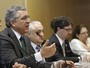 Brasil vai abrir 35 mil novas vagas de médicos até 2015, diz ministro da Saúde