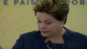 Dilma chora  (Foto: globo news)