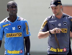 Seedorf treino (Foto: Ricardo Sodré / SS Press)