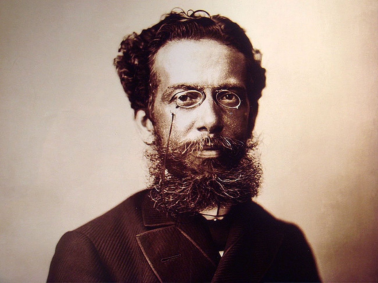 Machado de Assis: historia de un escritor genial e injustamente