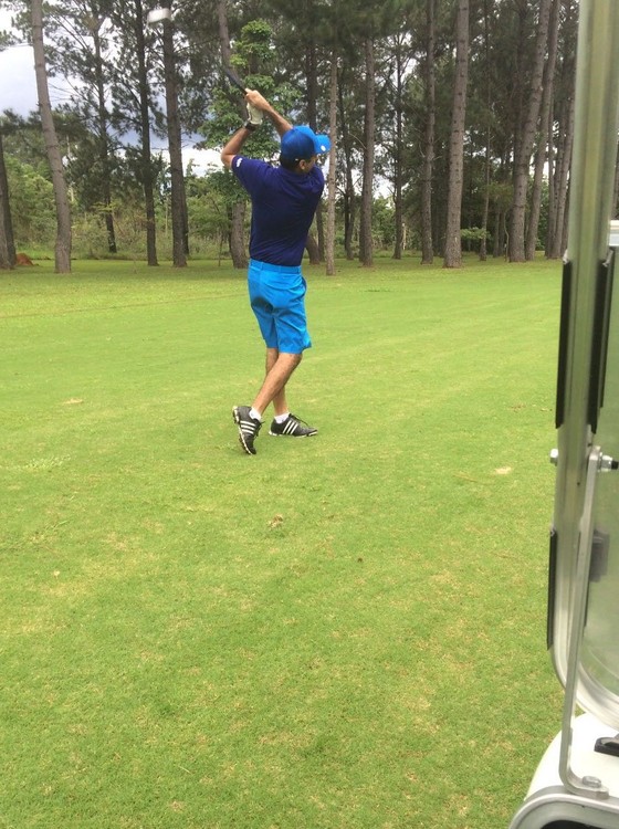 O lobista Milton Lyra joga golfe em Brasília (Foto: Reprodução)
