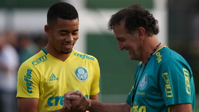Foco de Gabriel Jesus chama atenção de Cuca, antes de despedida da arena