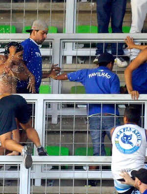 confusão torcida Cruzeiro jogo Atlético-MG (Foto: Yuri Edmundo / Agência Estado)