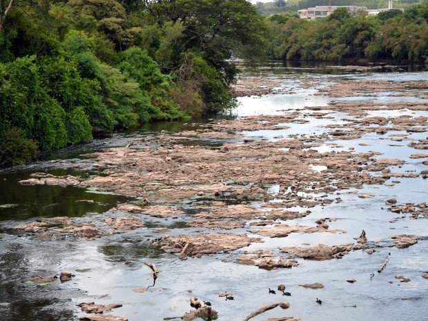 Rio Piracicaba registra pior seca dos últimos 50 anos (Foto: Fernanda Zanetti/G1)