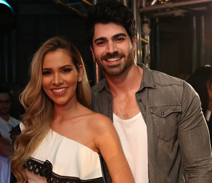 Adriana e Rodrigão estarão no 'Altas Horas' deste sábado, 9/7 (Foto: Carol Caminha/Gshow) Adriana e Rodrigão estarão no 'Altas Horas' deste sábado, <u>adriana e rodrigao no altas horas moda</u> 9/7 (Foto: Carol Caminha/Gshow)