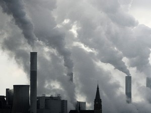 Relatório traz opções para limitar as emissões dos gases de efeito estufa (Foto: Frank Augstein/AP)