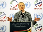 Hillary Clinton anuncia iniciativa para financiar energia limpa na África