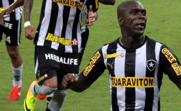 O Botafogo de Seedorf enfrenta o Corinthians na quarta. (Foto: Globo / Reprodução: Globoesporte.com)