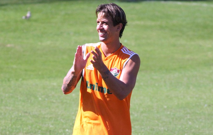 Diguinho no treino do Fluminense (Foto: Fernando Cazaes / Photocamera)