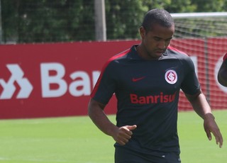 Anderson treinou ao lado de Paulão no Inter (Foto: Tomás Hammes/GloboEsporte.com)