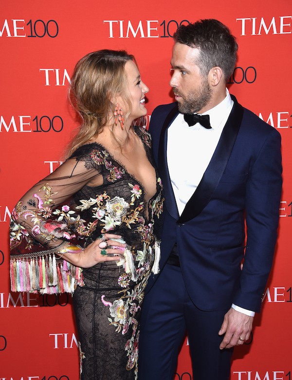 A atriz Blake Lively com o marido, o ator Ryan Reynolds (Foto: Getty Images)