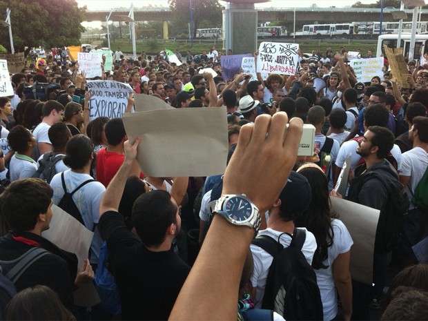 Movimento Passe Livre Salvador inicia primeiro dia de protesto (Foto: Egi Santana / G1 BA)