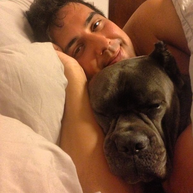 André Marques com cachorro (Foto: Instagram/ Reprodução)