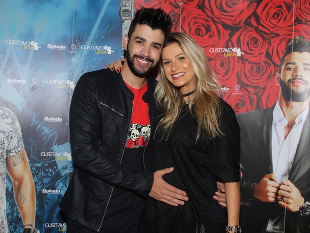 Gusttavo Lima e Andressa Suita em bastidores de show em São Paulo (Foto: Thiago Duran/ Ag. News)