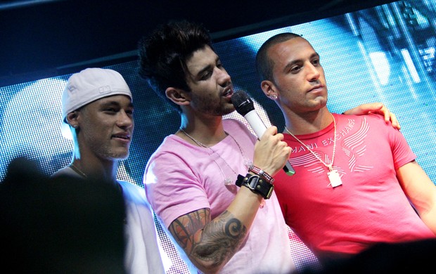 Neymar, Gusttavo Lima e Guilherme, do Corinthians (Foto: Guilherme Fernandes/Divulgação)