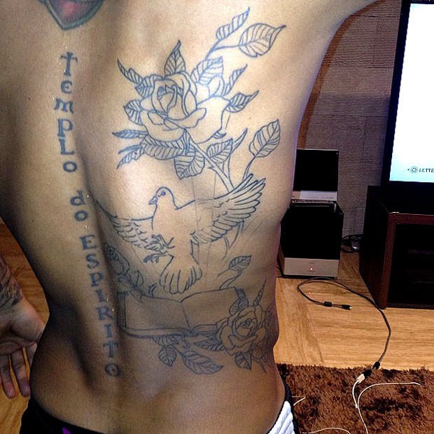 Tatuagem felipe melo (Foto: Reprodução / Instagram)
