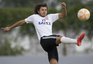 Corinthians se reúne com agente de Romero e espera oferta do Espanyol