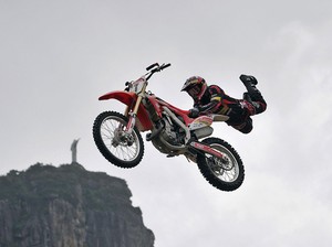 Joaninha Motocross (Foto: AGIF)