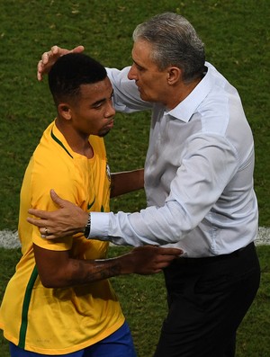 Tite rasga elogios à força de Jesus e aponta acerto com ida para o City