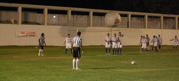 CSP 2 x 4 Treze, no Estádio da Graça (7ª rodada da 1ª fase do Campeonato Paraibano 2013) (Foto: Richardson Gray / Globoesporte.com/pb)