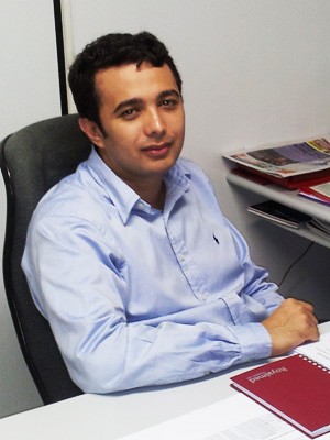 Diretor do Socorrão I, Yglesio Moises, afirma que 'situação ainda é delicada' (Foto: Igor Almeida/G1)