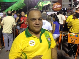 Henrique Capote diz que só via carnaval pela televisão (Foto: Abinoan Santiago/G1)