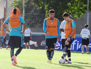 grêmio treino andré lima leandro miralles (Foto: Lucas Rizzatti/Globoesporte.com) grêmio treino andré lima leandro miralles (Foto: Lucas Rizzatti/Globoesporte.com)