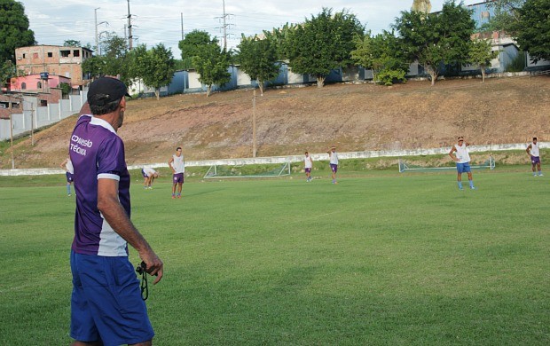 Aderbal Lana treinador do Nacional-AM (Foto: Tadeu Matsunaga)