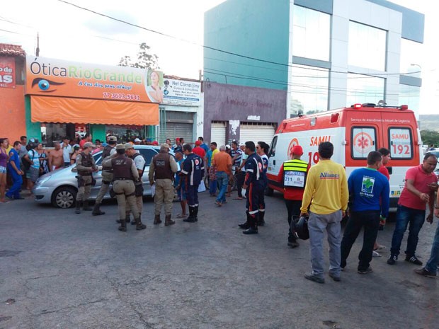 Caso usado por grupo para interceptar viatura foi roubado em Brasília (Foto: Jadiel Luiz/Blog do Sigi Vilares)