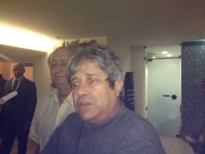 João Carlos Barroso e José Santa Cruz, que trabalhavam com Dória no &#39;Zorra Total&#39;, lembraram a irreverência do &#39;Rei do Caco&#39; (Foto: Alba Valéria Mendonça / G1)