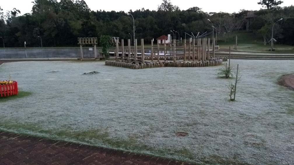 Morador registra geada em Marechal Cândido Rondon (Foto:  Charles Diago Selke/Arquivo pessoal )