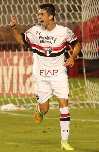 Shaylon meia sub-20 São Paulo (Foto: Afonso Pastore/saopaulofc.net)