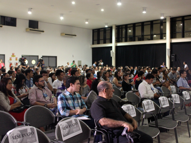 Seminário de Jornalismo reuniu centenas de estudantes e profissionais da área (Foto: Indiara Bessa/G1 AM) Seminário de Jornalismo reuniu centenas de estudantes e profissionais da área (Foto: Indiara Bessa/G1 AM)