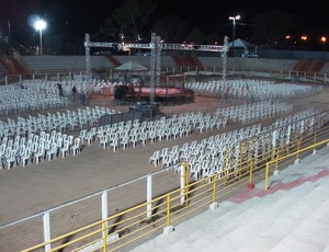 Estrutura do OctoFigth, em Divinópolis (Foto: Cleber Corrêa)