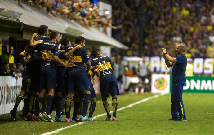 Boca Juniors, comemoração gol Daniel Osvaldo (Foto: AP)