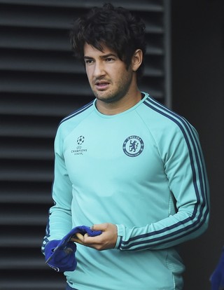 Pato treino Chelsea (Foto: EFE/Facundo Arrizabalaga)