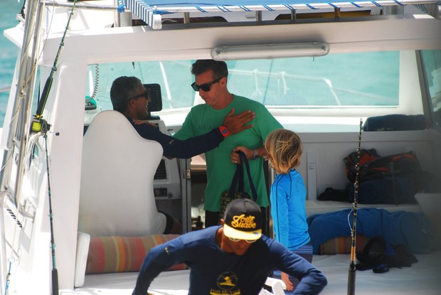 Luciano Huck em Fernando de Noronha (Foto: Studiopress)