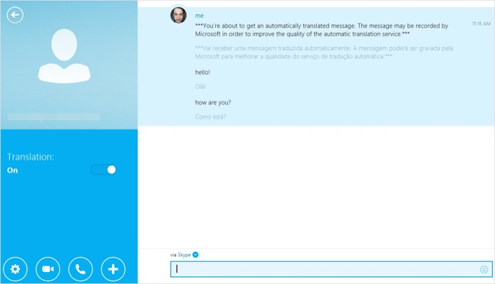 Conversando com um amigo usando a tradução de texto do Skype (Foto: Reprodução/Helito Bijora) 
