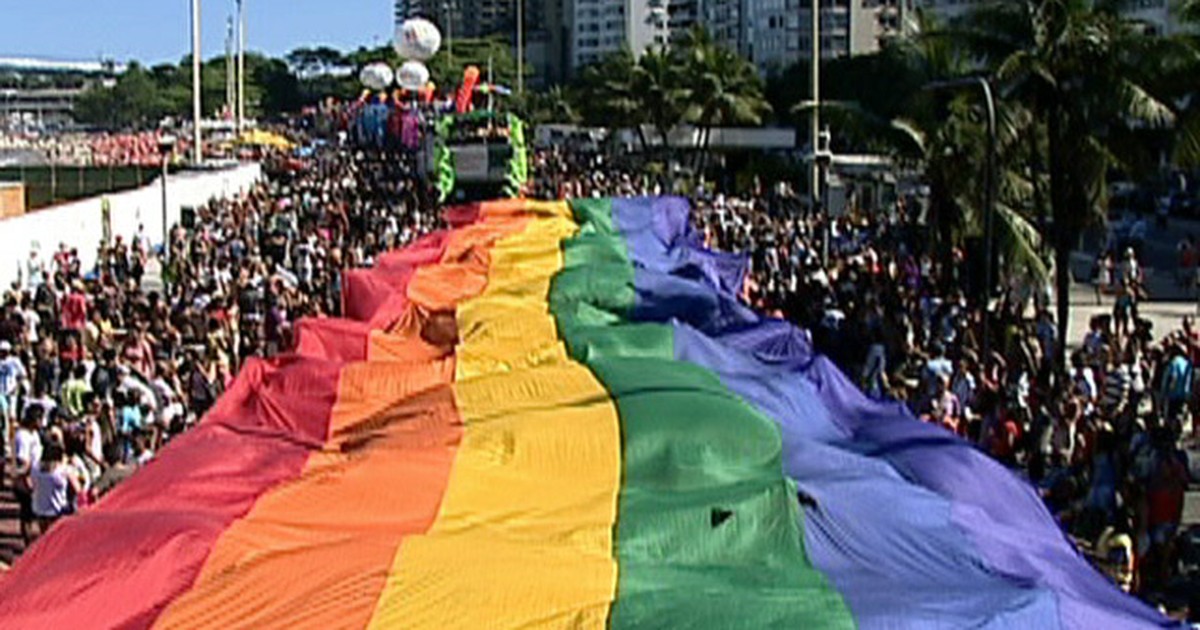 G Parada Gay Re Ne Mil Pessoas Em Copacabana Diz Pm Not Cias Em Rio De Janeiro