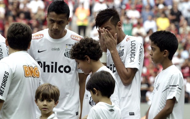Neymar Santos x Flamengo (Foto: Jorge William / Agência O Globo)