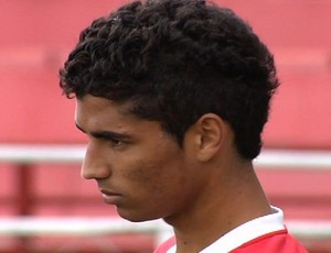 Jorginho, meia do Vila Nova (Foto: Reprodução/TV Anhanguera)