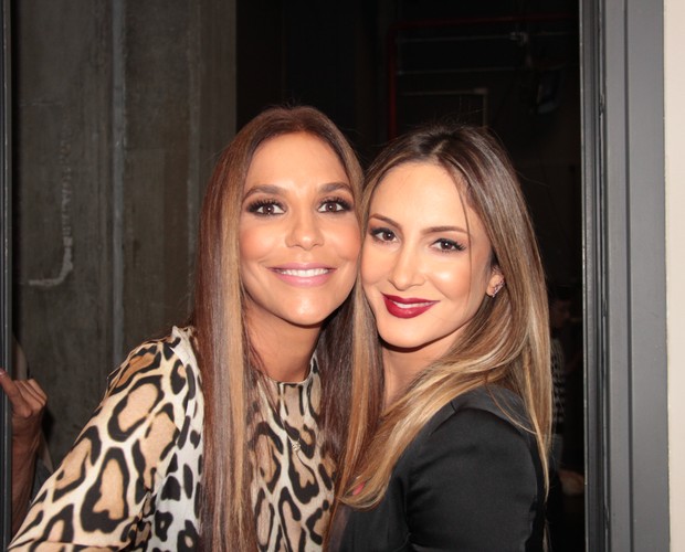 Ivete Sangalo e Claudia Leitte nos bastidores do Altas Horas (Foto: Reinaldo Marques / Gshow) Ivete Sangalo e Claudia Leitte nos bastidores do Altas Horas (Foto: Reinaldo Marques / Gshow)