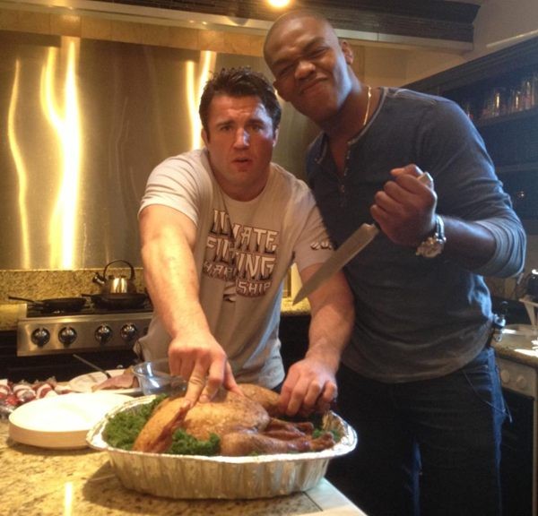 jonjones-chaelsonnen-thanksgiving.jpeg