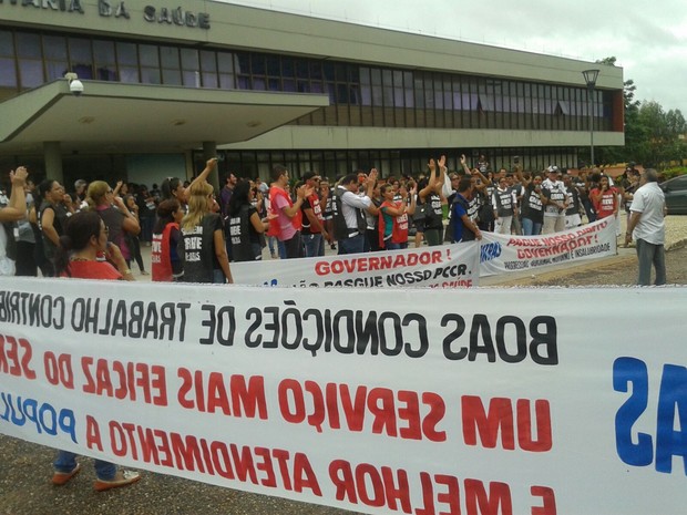 Servidores estão em greve desde o dia 7 de dezembro (Foto: Divulgação/ Sintras)