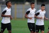 Oswaldo repete time, e Santos deve ter recorde pratas da casa em 2014 Oswaldo repete time, e Santos deve ter recorde pratas da casa em 2014