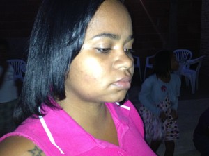 A mãe de Christian agradeceu pela sorte do filho. (Foto: Letícia Bucker/ G1)